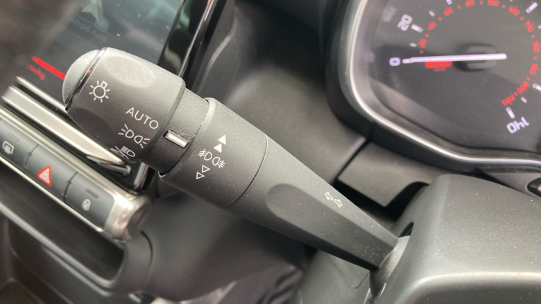 Citroen C3 Aircross 1.2 PureTech 110 Shine 5dr Petrol Hatchback